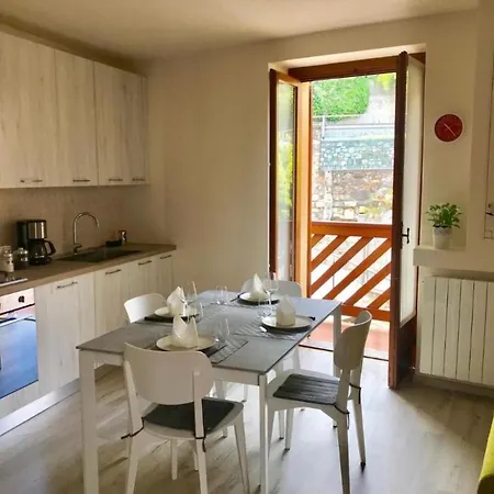 Holiday home Casa Caterina - - Iseo *